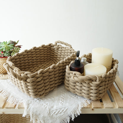 Woven basket With Handle