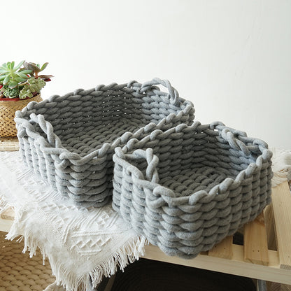 Woven basket With Handle