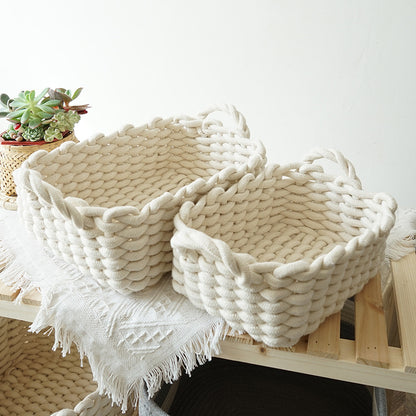 Woven basket With Handle